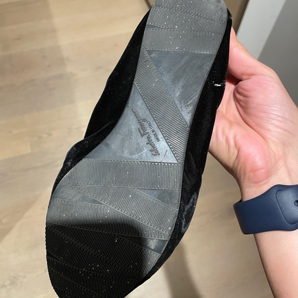My Ferragamo Velvet Flats - Picture 4 of 7